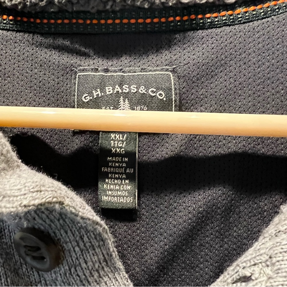 G.H. Bass & Co. Gray‎ Quarter Button Sherpa-Lined Collar Sweater, XXL / TTG - Picture 6 of 6